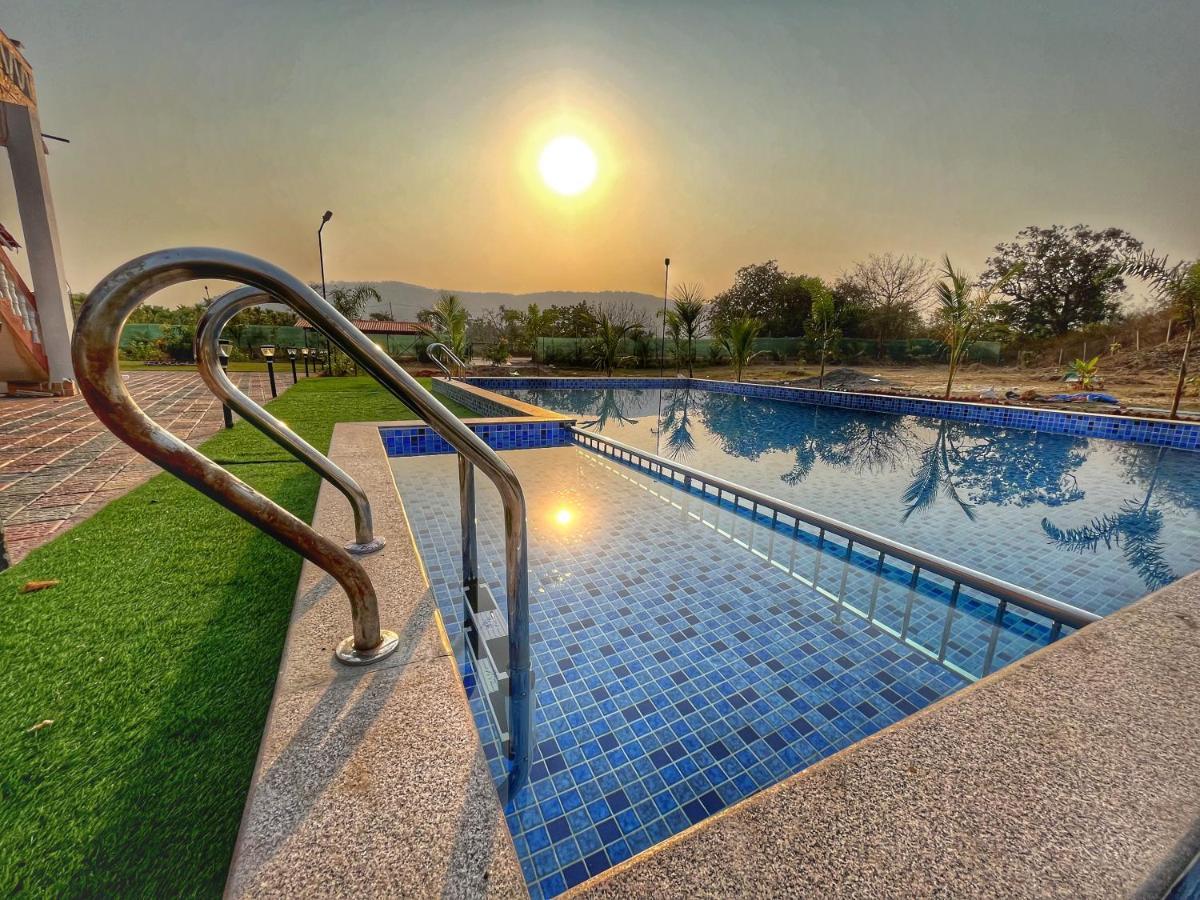 Vibe Meadows Villa With Private Swimming Pool Near Kashid Beach 外观 照片